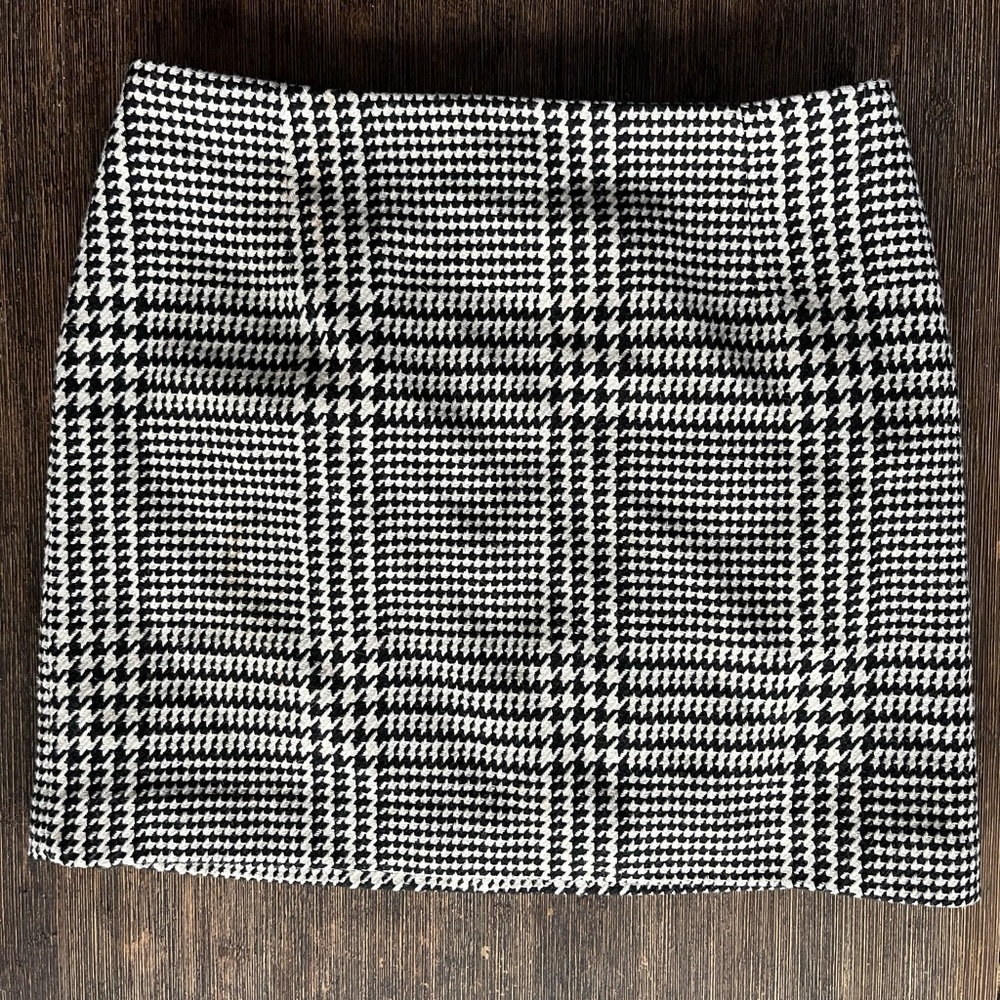 Cute Skirt, great for holiday parties!